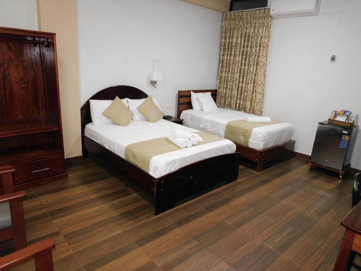 Hotel Tambopata Inn Puerto Maldonado Dış mekan fotoğraf
